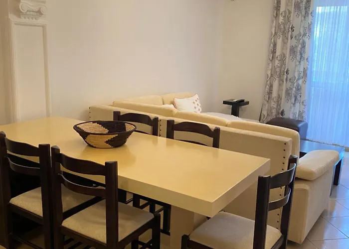 Flat Ani Golem (Tirana)